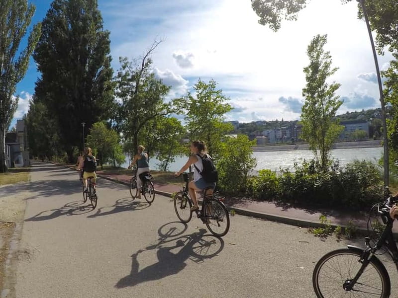 Szentendre Bike & Train Tour by Budapest Bike Breeze - Returning by boat or train