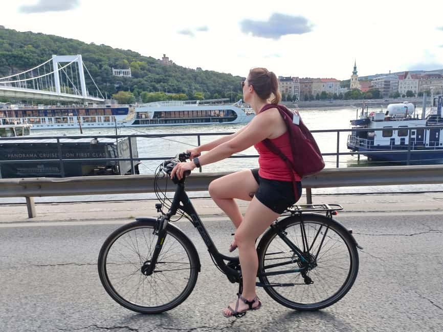 Szentendre Bike & Train Tour by Budapest Bike Breeze - Three hours to explore Szentendre