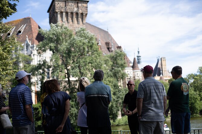 The beginner's guide to Budapest - Budapest Sightseeing Tour - St. Stephen’s Basilica and central Pest