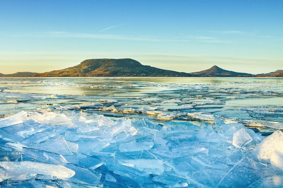 The Turquoise Sea of Hungary: Lake Balaton Private Tour - Arriving at Balatonfüred’s best viewpoints