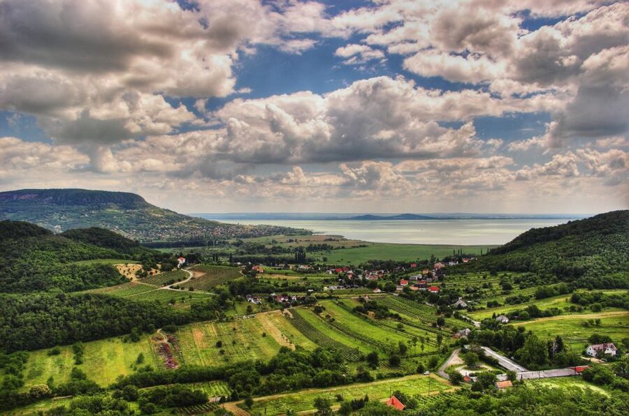 The Turquoise Sea of Hungary: Lake Balaton Private Tour - The Benedictine church and nearly 1,000 years of Hungarian history