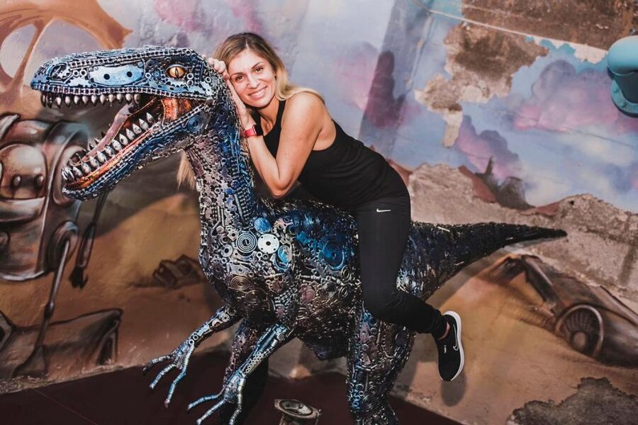 Trash Art Museum: Hungary's First Scrap Metal Exhibition - Why the photo opportunities matter