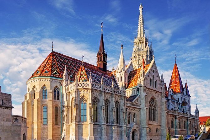 Walk in Buda with Hospital in the Rock Underground Cave Visit - Sandor Palace and the changing of guards