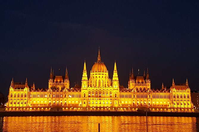Welcome to Budapest Evening Walk - Is $3.59 good value for 90 minutes?